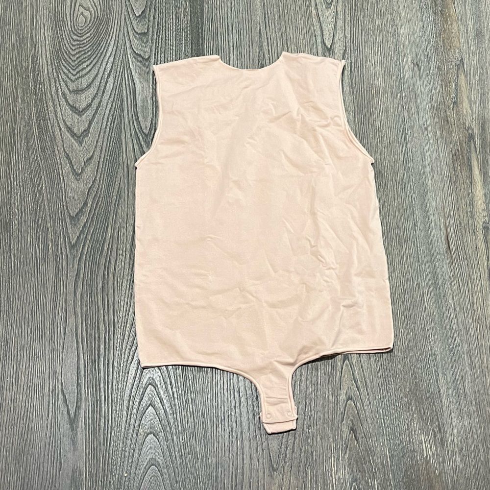 NWOT Essential Crew Neck Sleeveless Bodysuit Pullover Sleeveless Clay 2X/3X